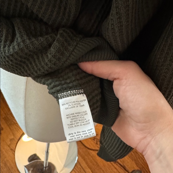 EUC - Toad&Co Olive Knit Sweater - Picture 3 of 4